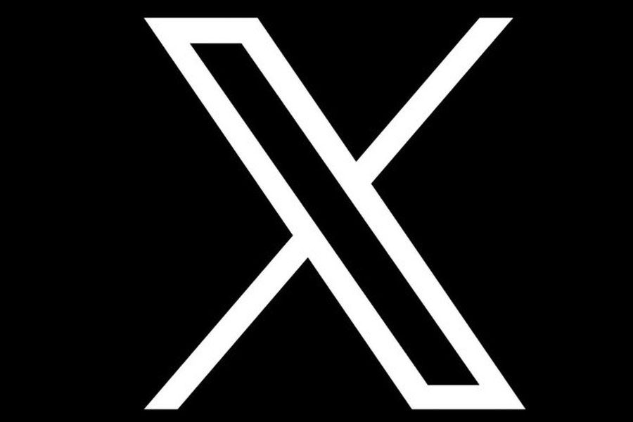 The Official Logo of X (Formerly Known as Twitter), best social media for gamers.