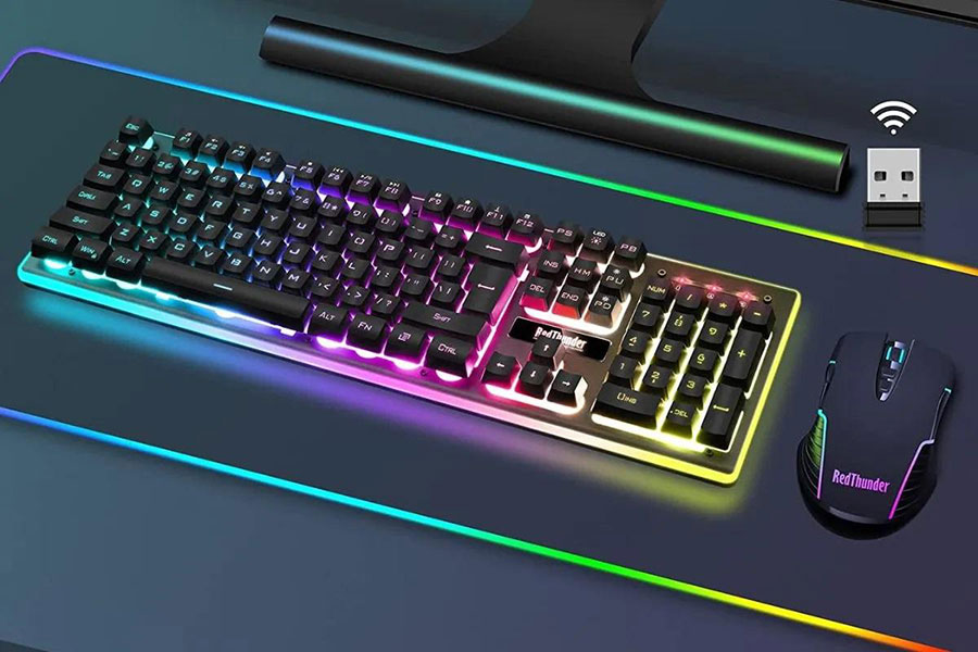 Picture of a Gaming Keyboard and Mouse, a wedding gift for video gamer.